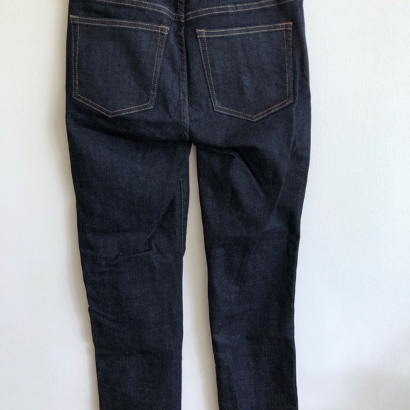 J. Crew Women's Vintage Slim Straight Jeans. Size 24. Great condition, like new - Picture 5 of 13